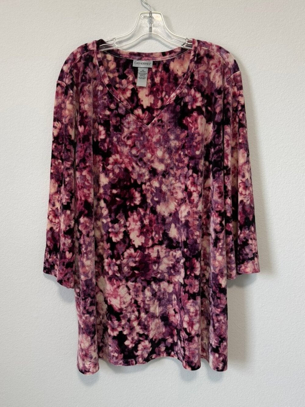 Catherines 3/4 Sleeve Purple/Pink Abstract Floral V-Neck Velour Blouse Size 3X.